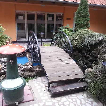 Car 3* スメデレヴォ