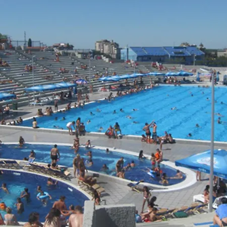 ホテル Car スメデレヴォ